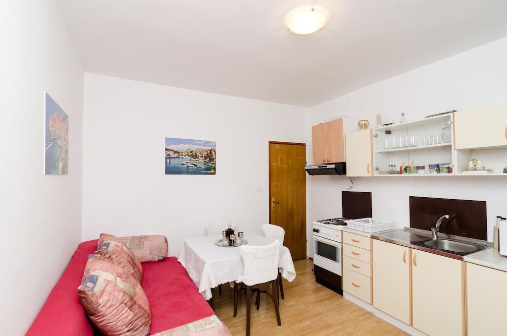 Guest House Kola Slano Habitación foto