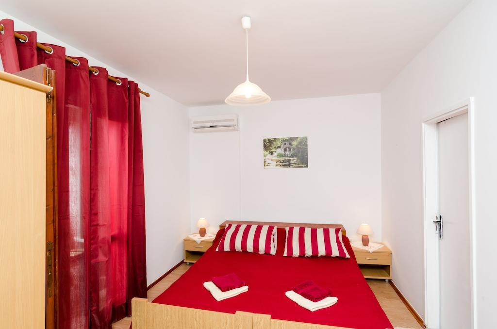 Guest House Kola Slano Habitación foto
