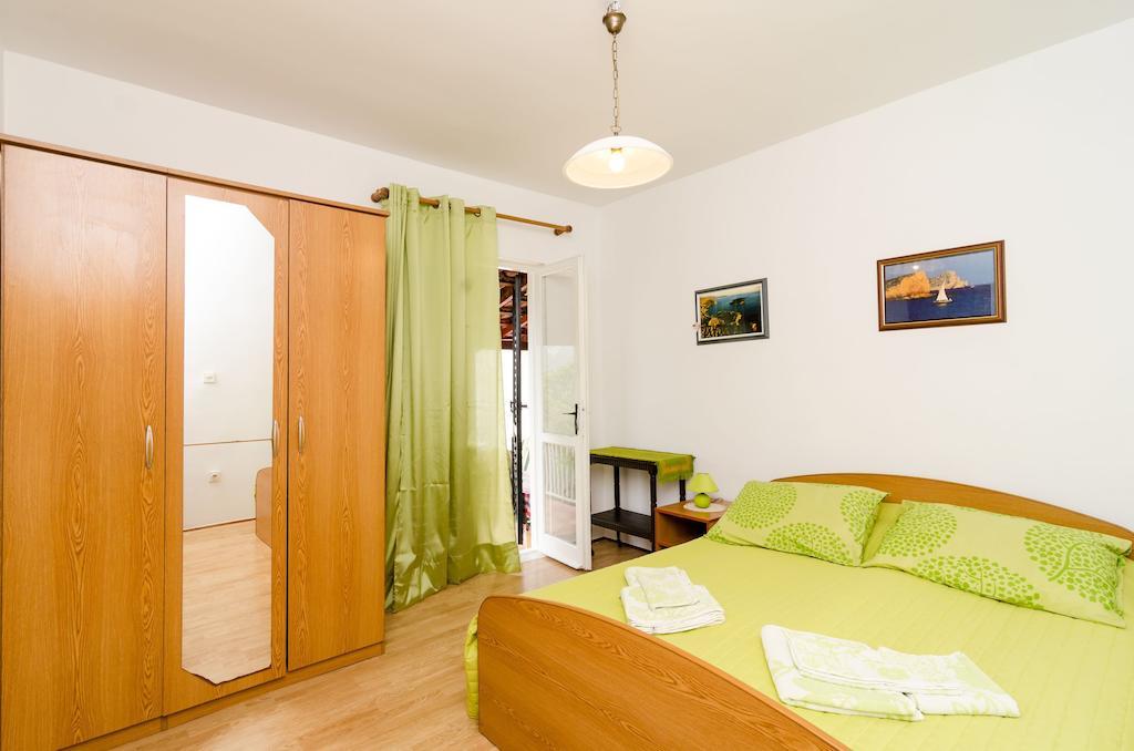 Guest House Kola Slano Habitación foto